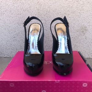 Black slingback platform heels